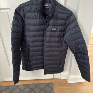 Patagonia Men's Dark Blue Puffer Jacket